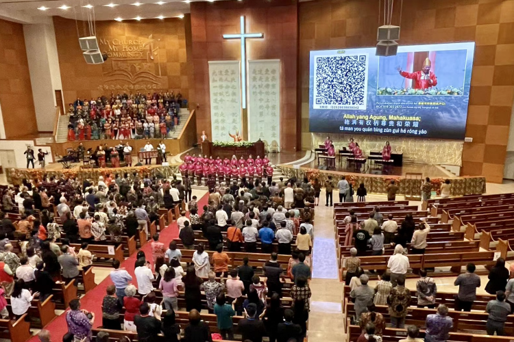 An Indonesian-style performance was carried out in the Church of Christ Jesus (Gereja Kristus Yesus), Jakarta, Indonesia, during the second Impact Asia Alliance Summit on November 2, 2023.
