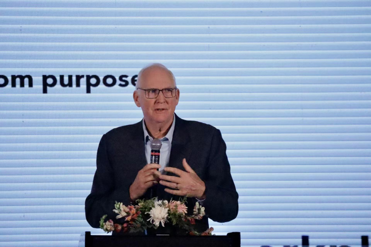 Andy Mills, co-chairman of the Grace & Mercy Foundation and executive chairman and president of Archegos Capital Management LP, gave a speech titled "God’s Design for Work" at the Second Impact Asia Alliance Summit held in Indonesia on November 2, 2023.